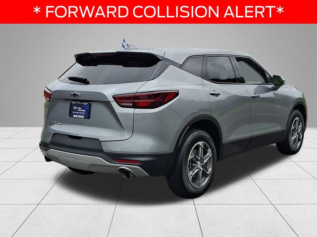 Used 2023 Chevrolet Blazer LT w/ Driver Confidence Package AWD/4WD image 4