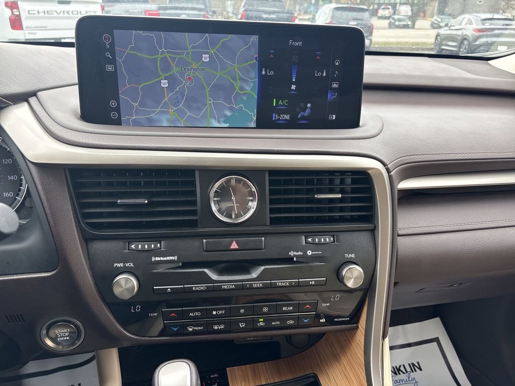 Used 2020 Lexus RX 350L Premium w/ Premium Package image 12