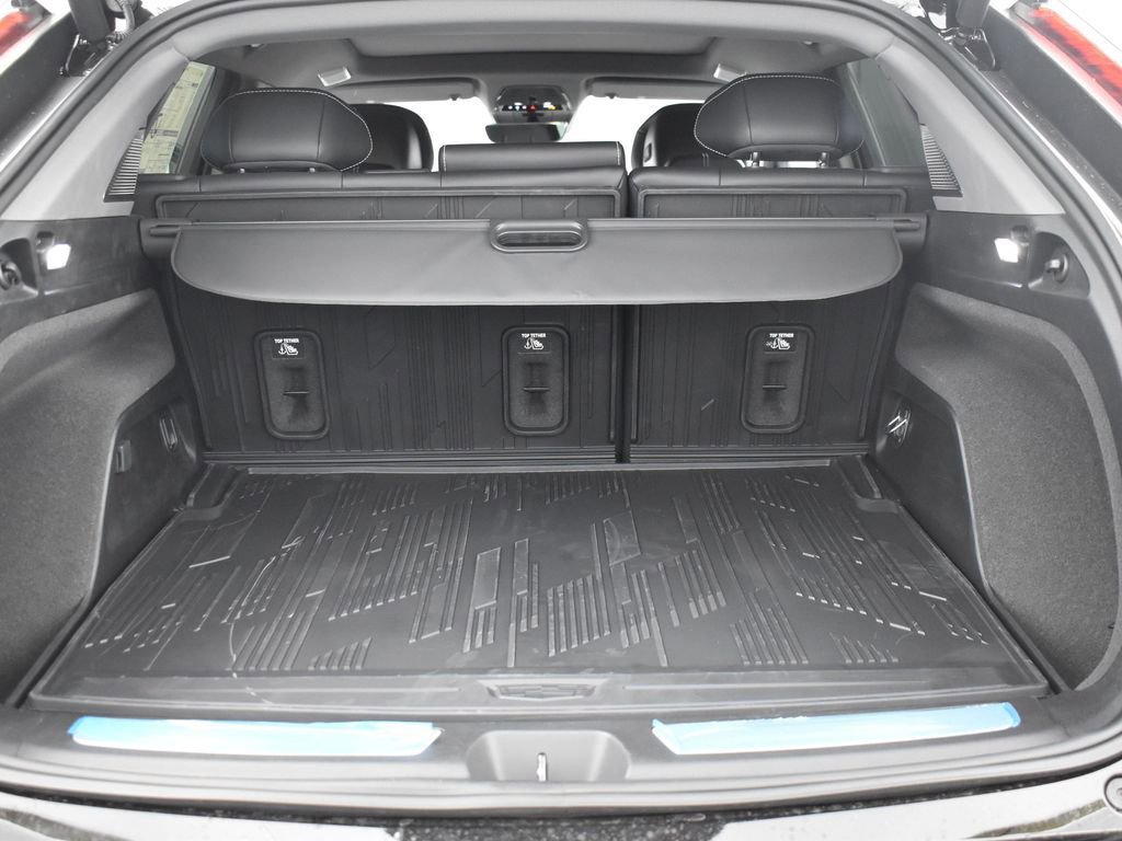 New 2026 Cadillac Optiq Sport 2 w/ LPO, Floor Liner Package image 28