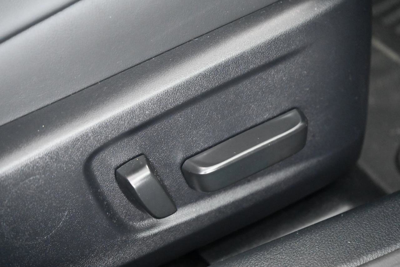 Used 2022 Lexus IS 350 F Sport image 19