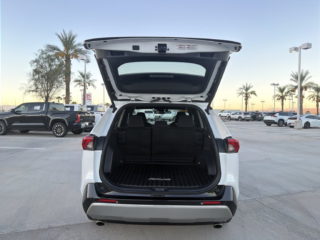 Certified 2024 Toyota RAV4 SE w/ Convenience Package AWD/4WD image 31