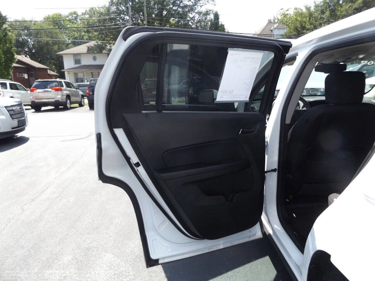 Used 2015 GMC Terrain SLE image 18