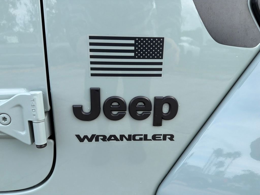 Used 2023 Jeep Wrangler Sport image 10