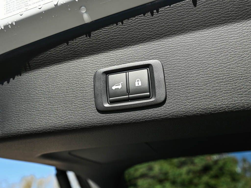 New 2025 Mitsubishi Outlander SE AWD/4WD image 9