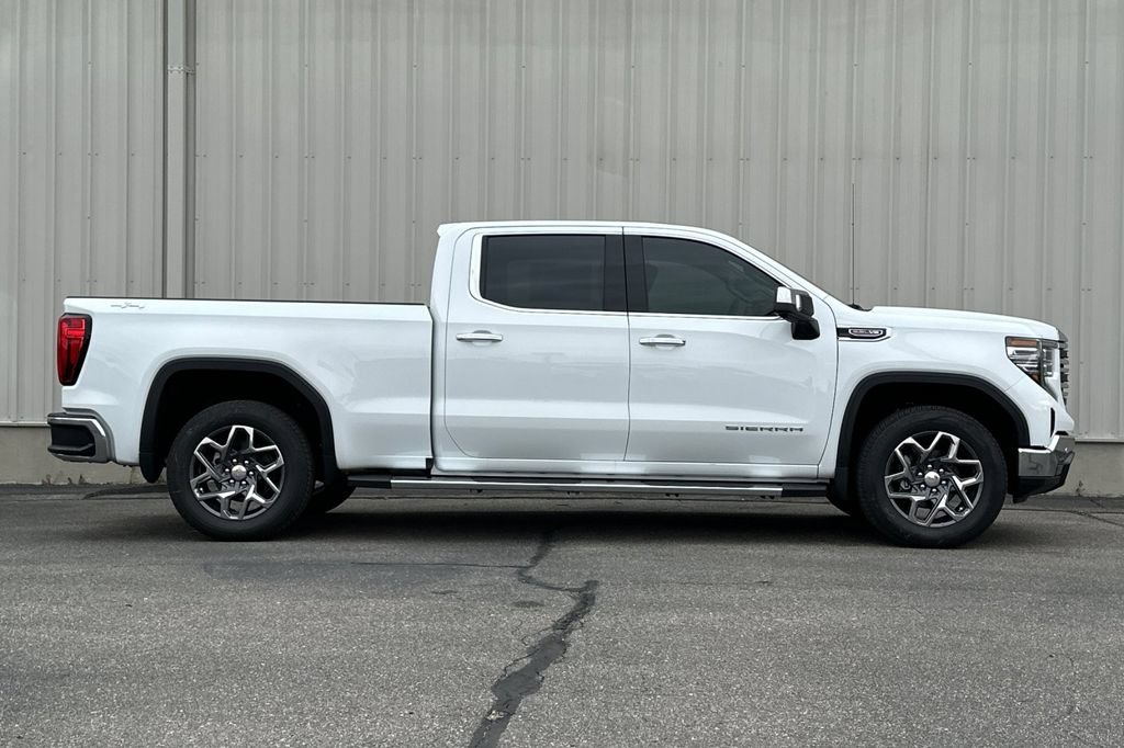 New 2026 GMC Sierra 1500 SLT w/ SLT Premium Plus Package AWD/4WD image 3