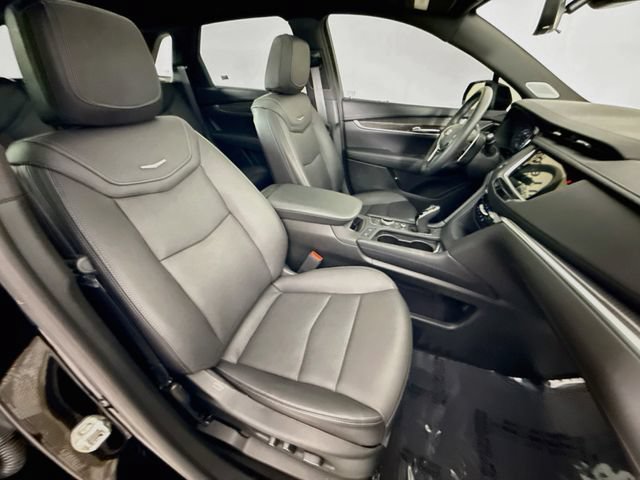 Used 2025 Cadillac XT5 Sportv w/ Technology Package AWD/4WD image 30