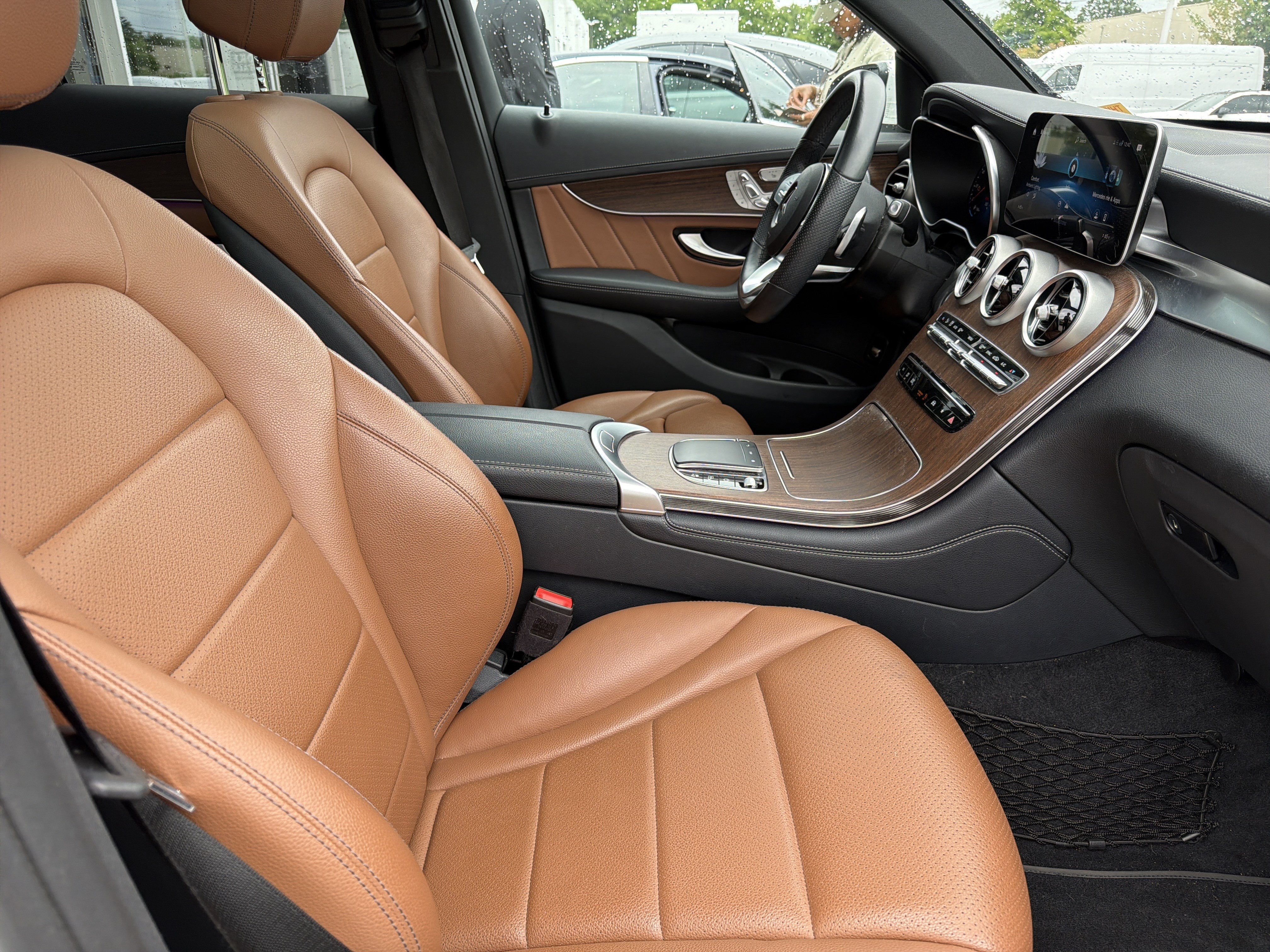 Certified 2020 Mercedes-Benz GLC 300 image 29