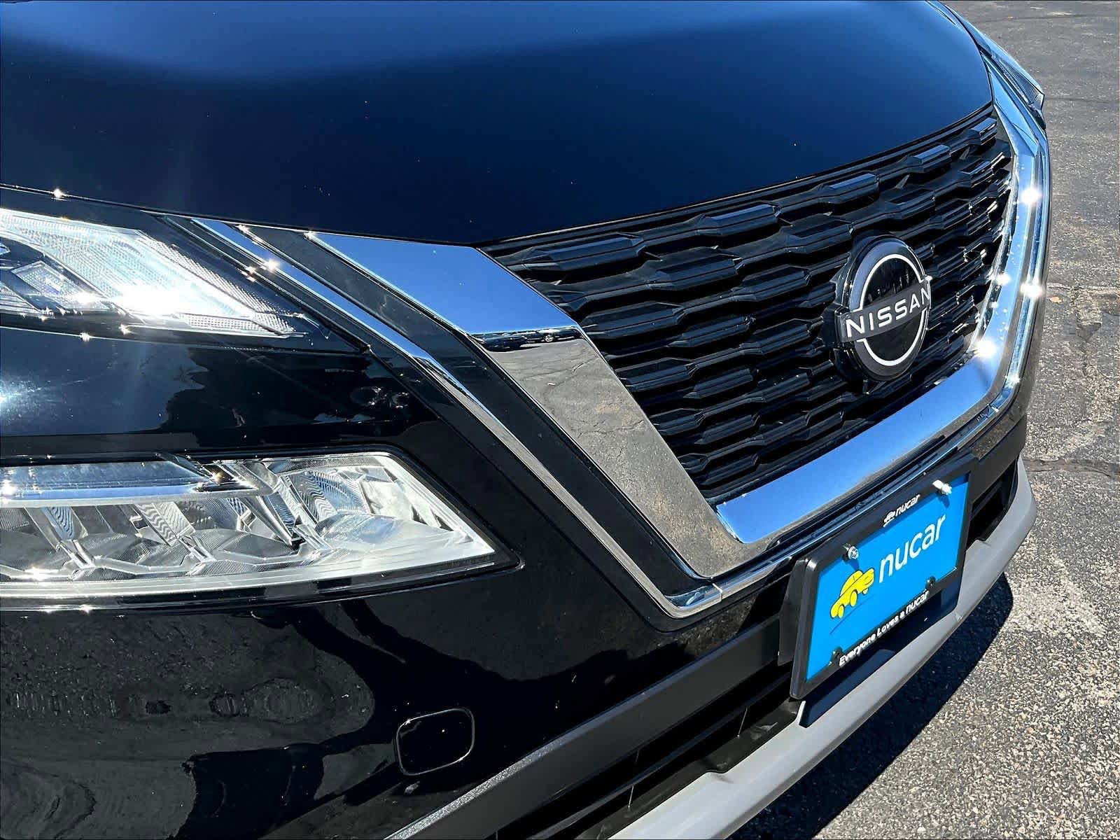 Used 2023 Nissan Rogue SV AWD/4WD image 31