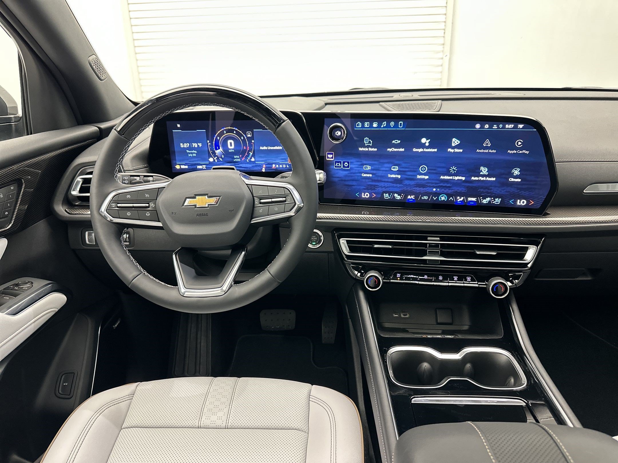 New 2026 Chevrolet Traverse High Country w/ LPO, Floor Liner Package AWD/4WD image 4