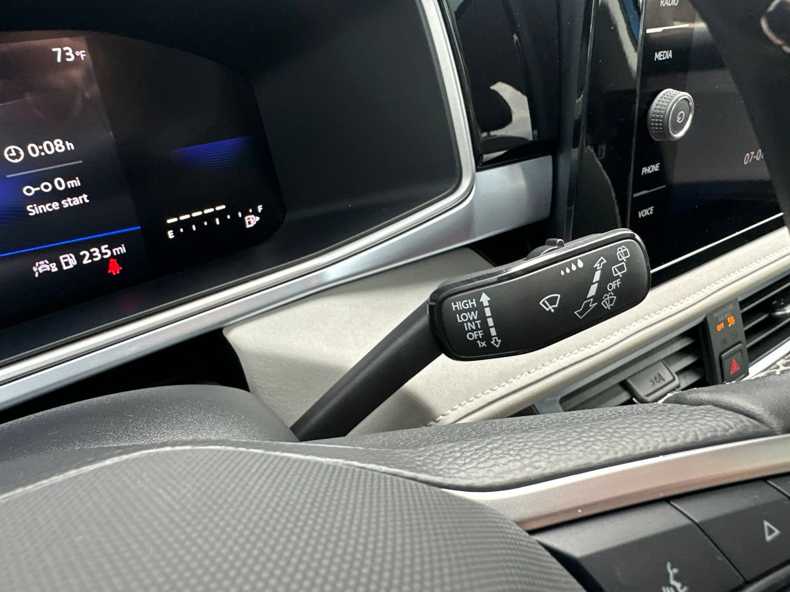 Certified 2025 Volkswagen Taos SE AWD/4WD image 47
