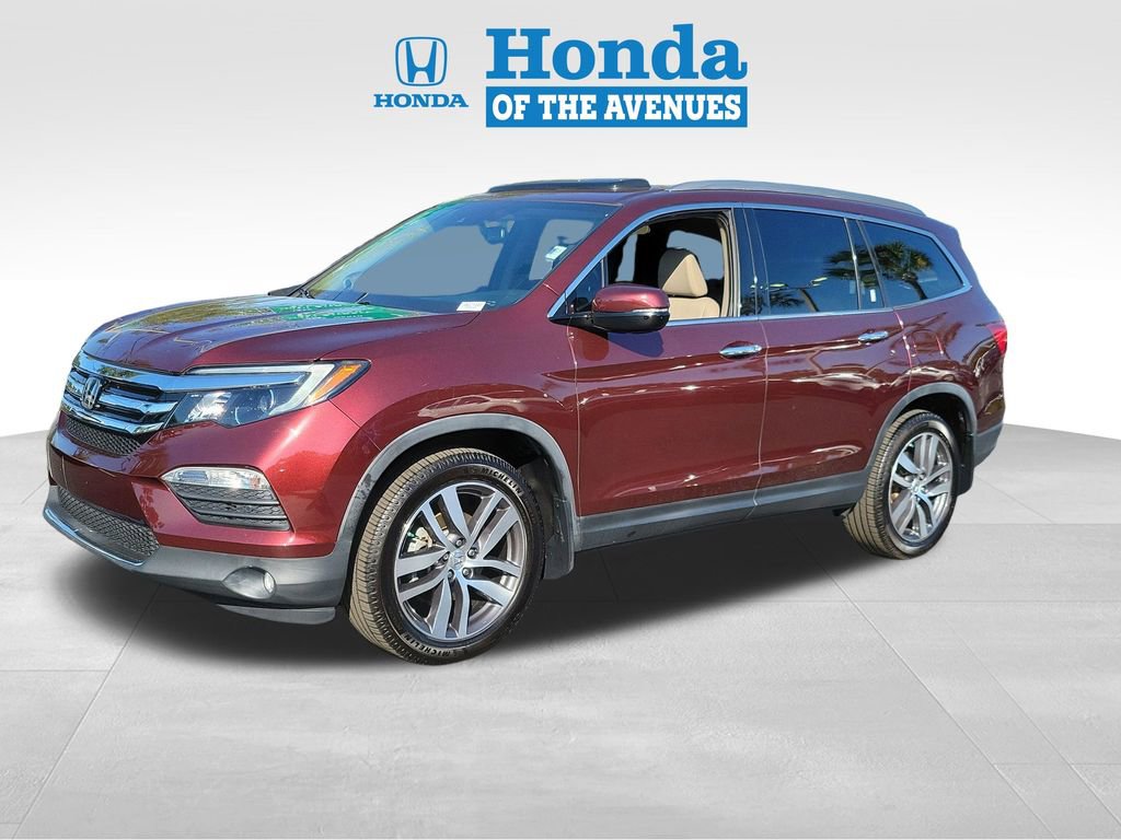 Certified 2018 Honda Pilot Touring image 2
