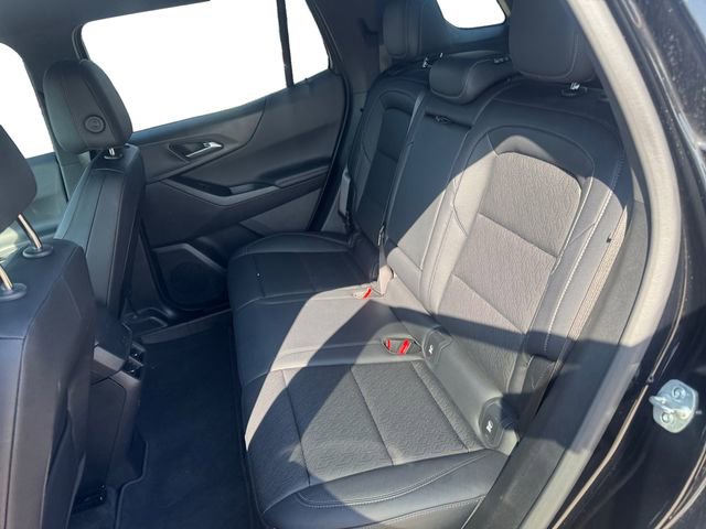 Used 2025 Chevrolet Equinox LT w/ Convenience Package II image 13