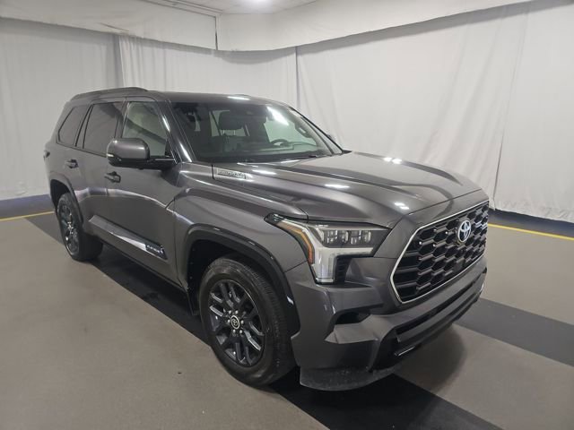 Used 2023 Toyota Sequoia Platinum image 4