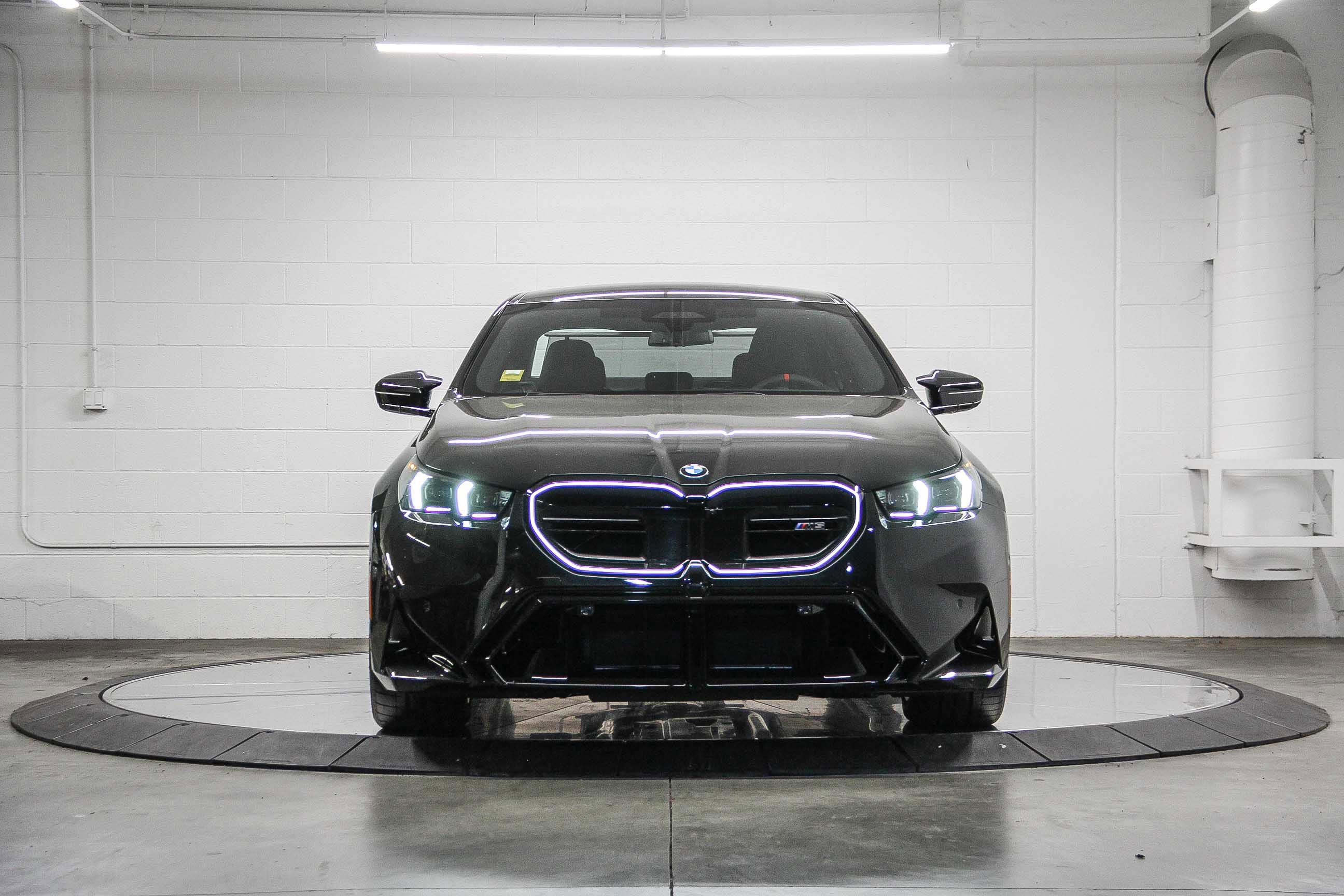 Used 2026 BMW M5 image 2