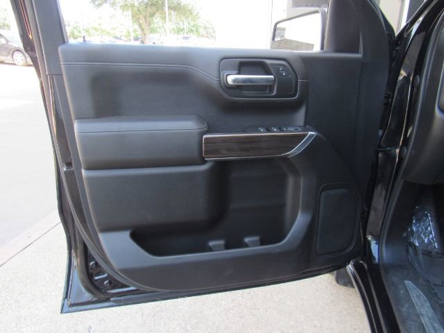 Used 2020 Chevrolet Silverado 1500 LT w/ Trailering Package AWD/4WD image 14