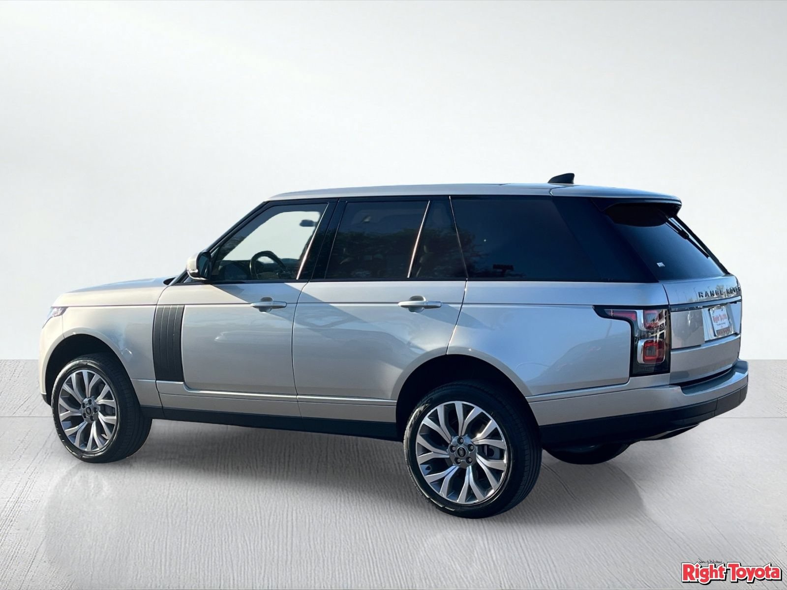 Used 2021 Land Rover Range Rover AWD/4WD image 4