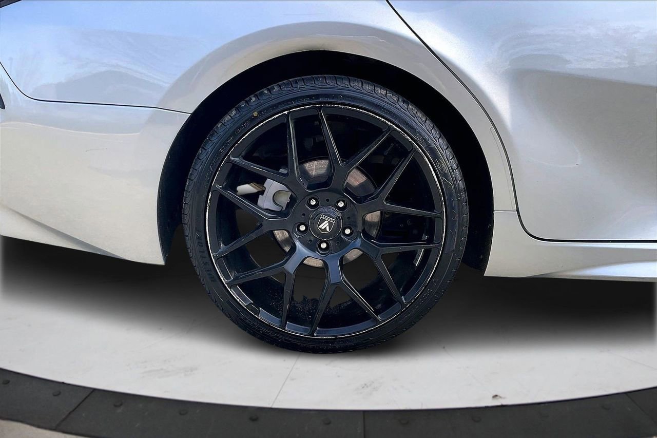 Used 2021 Toyota Camry SE image 34