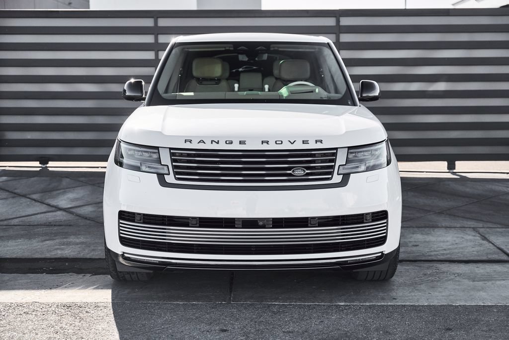 Used 2024 Land Rover Range Rover SV AWD/4WD image 14