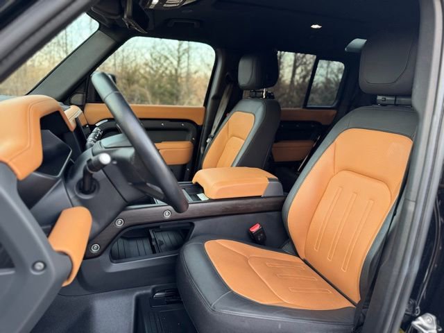Used 2023 Land Rover Defender 110 X image 12