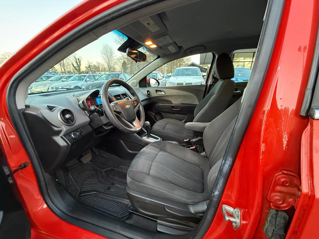 Used 2012 Chevrolet Sonic LT FWD image 7
