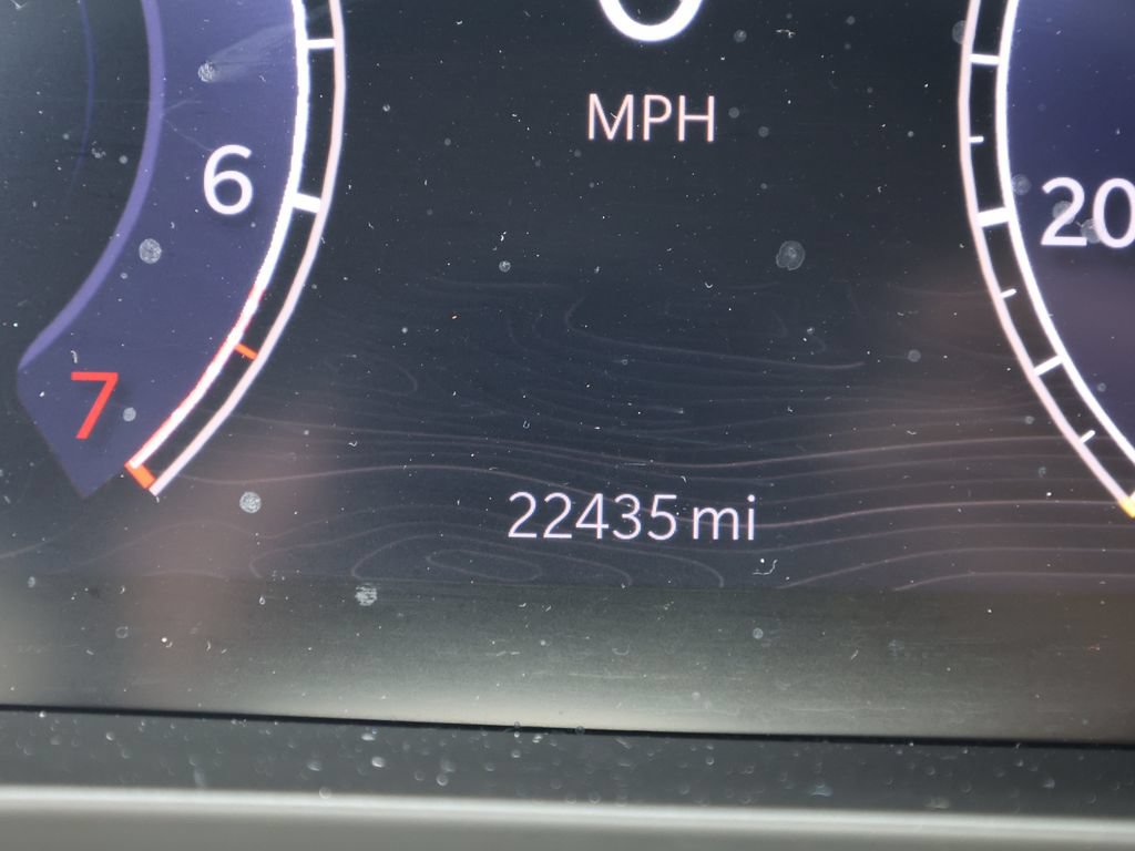 Used 2022 Jeep Grand Cherokee Limited RWD image 39