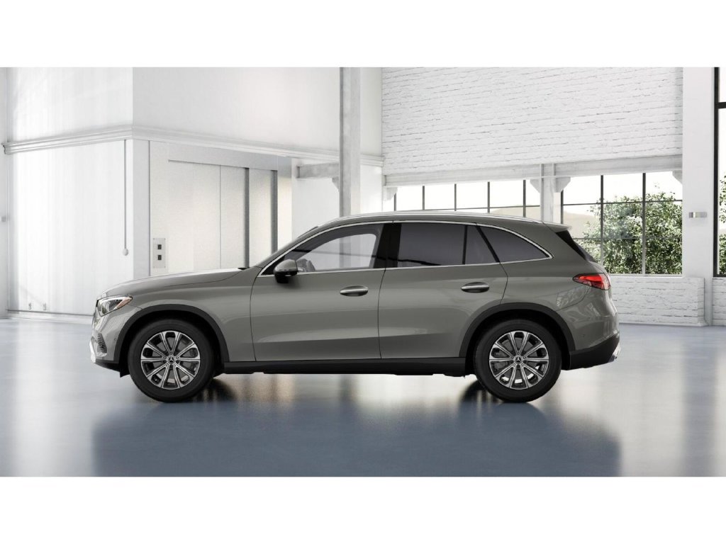 Used 2023 Mercedes-Benz GLC 300 4MATIC image 34