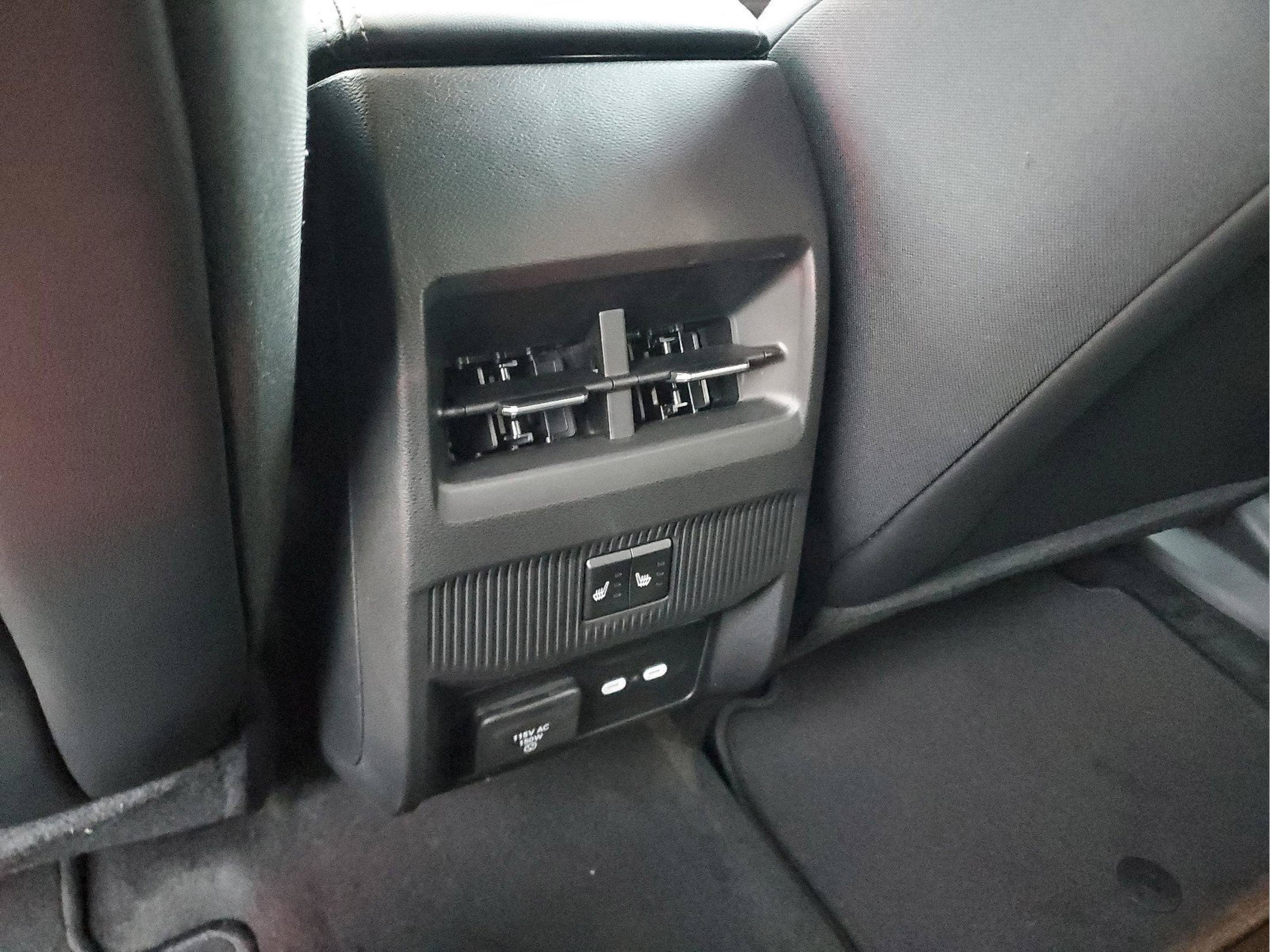 New 2026 Jeep Cherokee Overland w/ Advanced Pro Tech Group AWD/4WD image 17