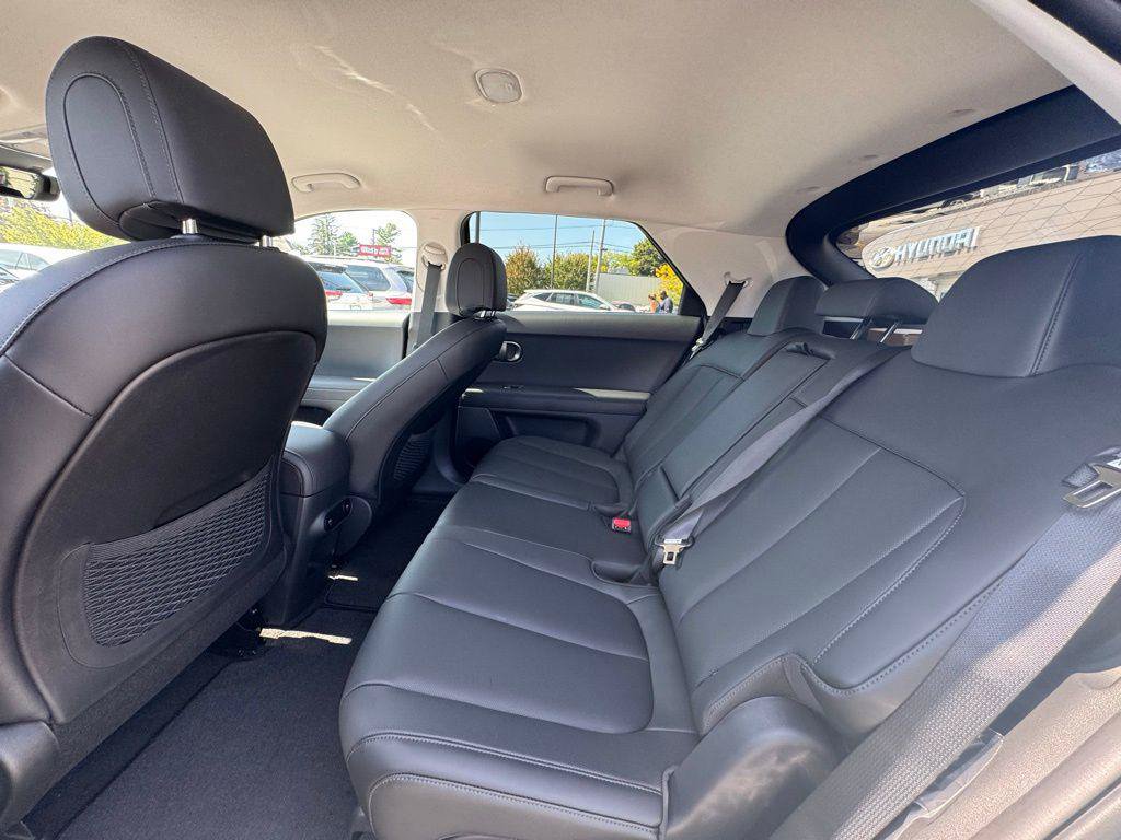 New 2025 Hyundai Ioniq 5 SEL AWD/4WD image 14