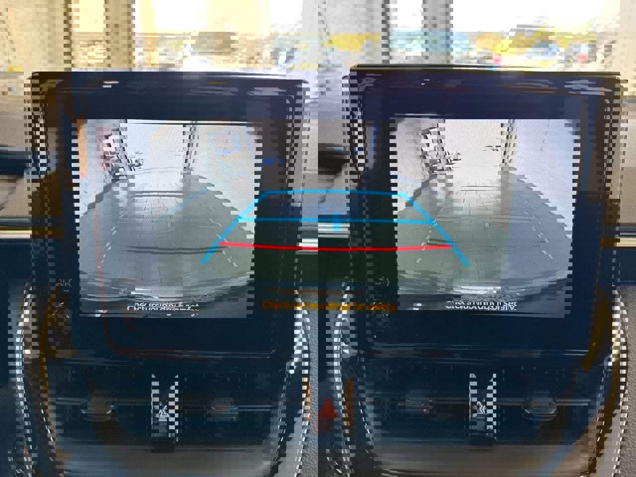 Used 2025 Toyota Corolla SE image 24