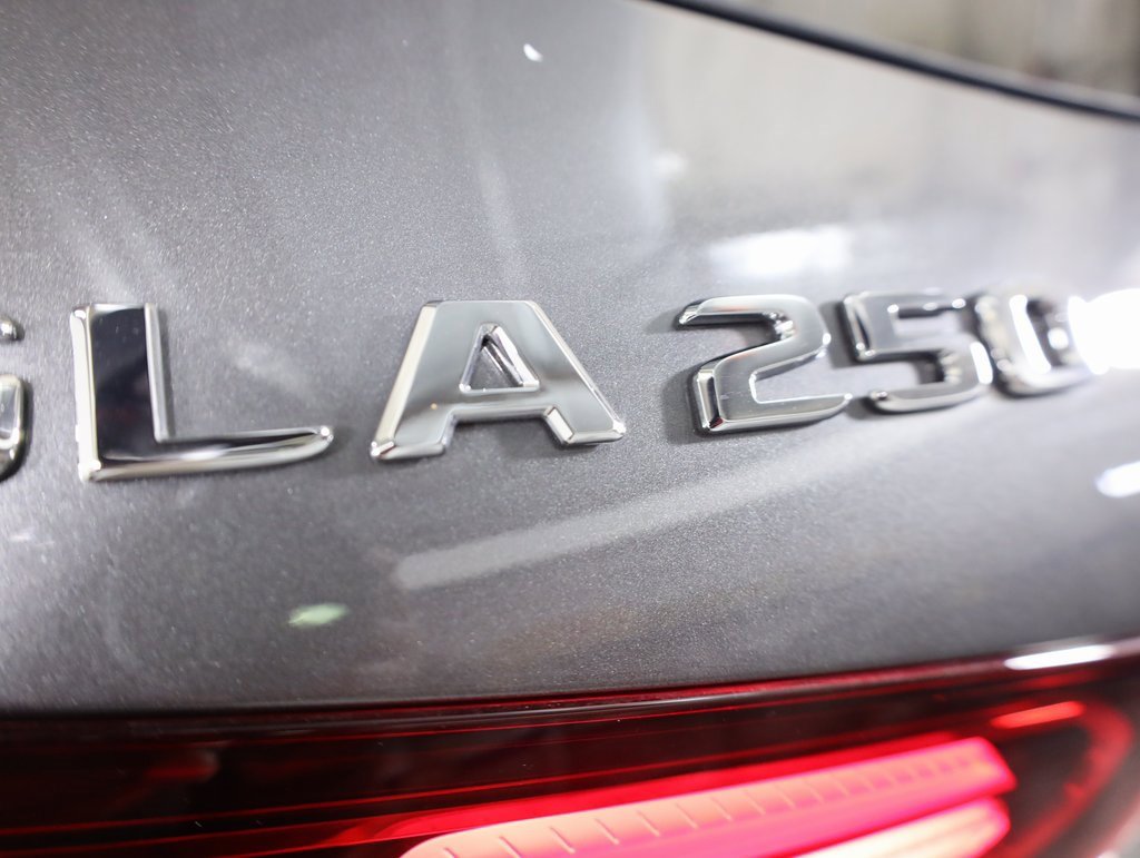 Certified 2026 Mercedes-Benz GLA 250 4MATIC image 54