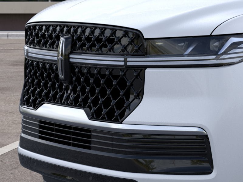 New 2026 Lincoln Navigator Reserve w/ Jet Appearance Package AWD/4WD image 40
