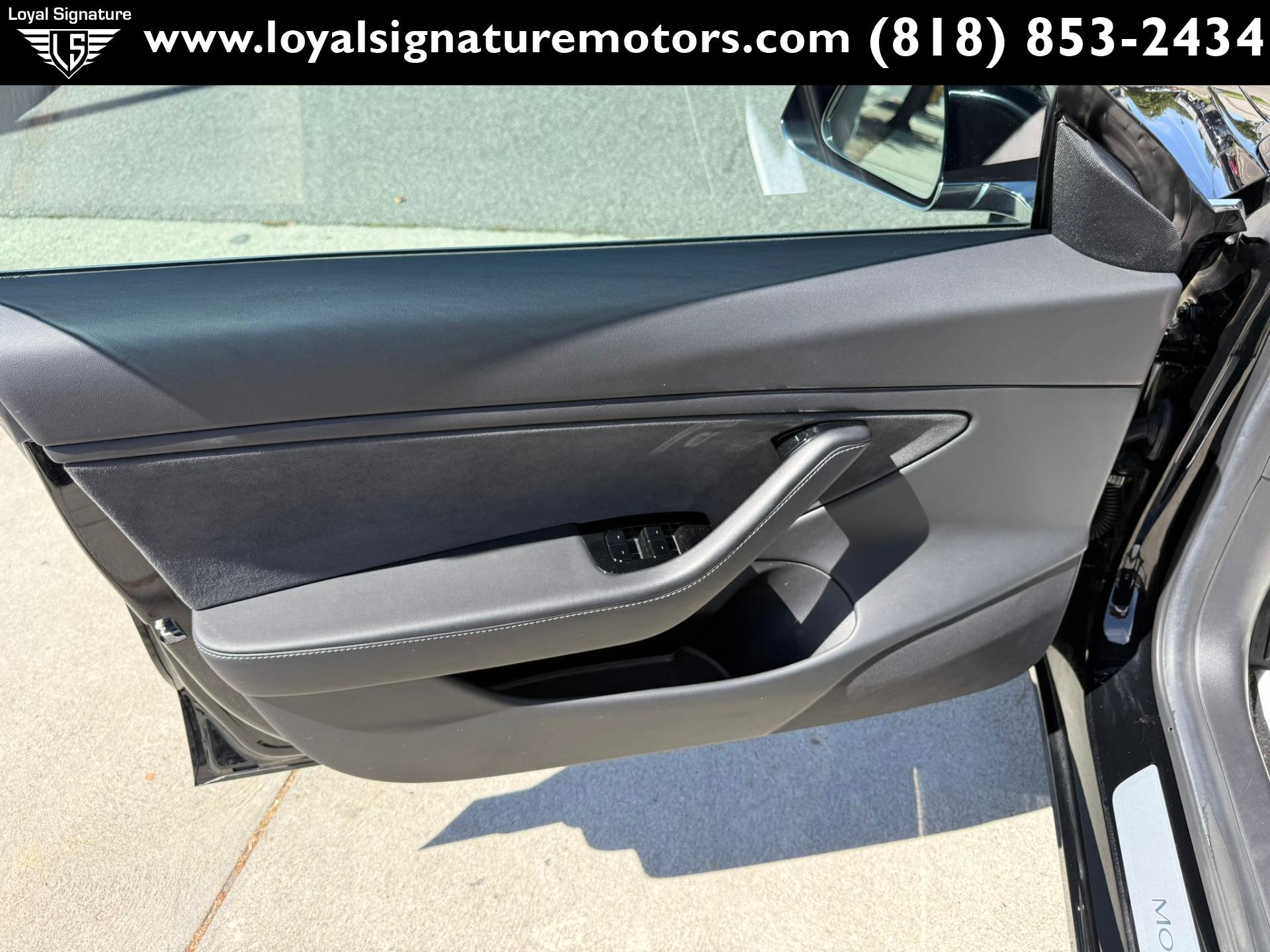Used 2019 Tesla Model 3 Standard Range image 18