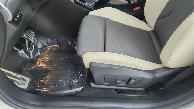 Used 2025 BMW X2 M35i image 35