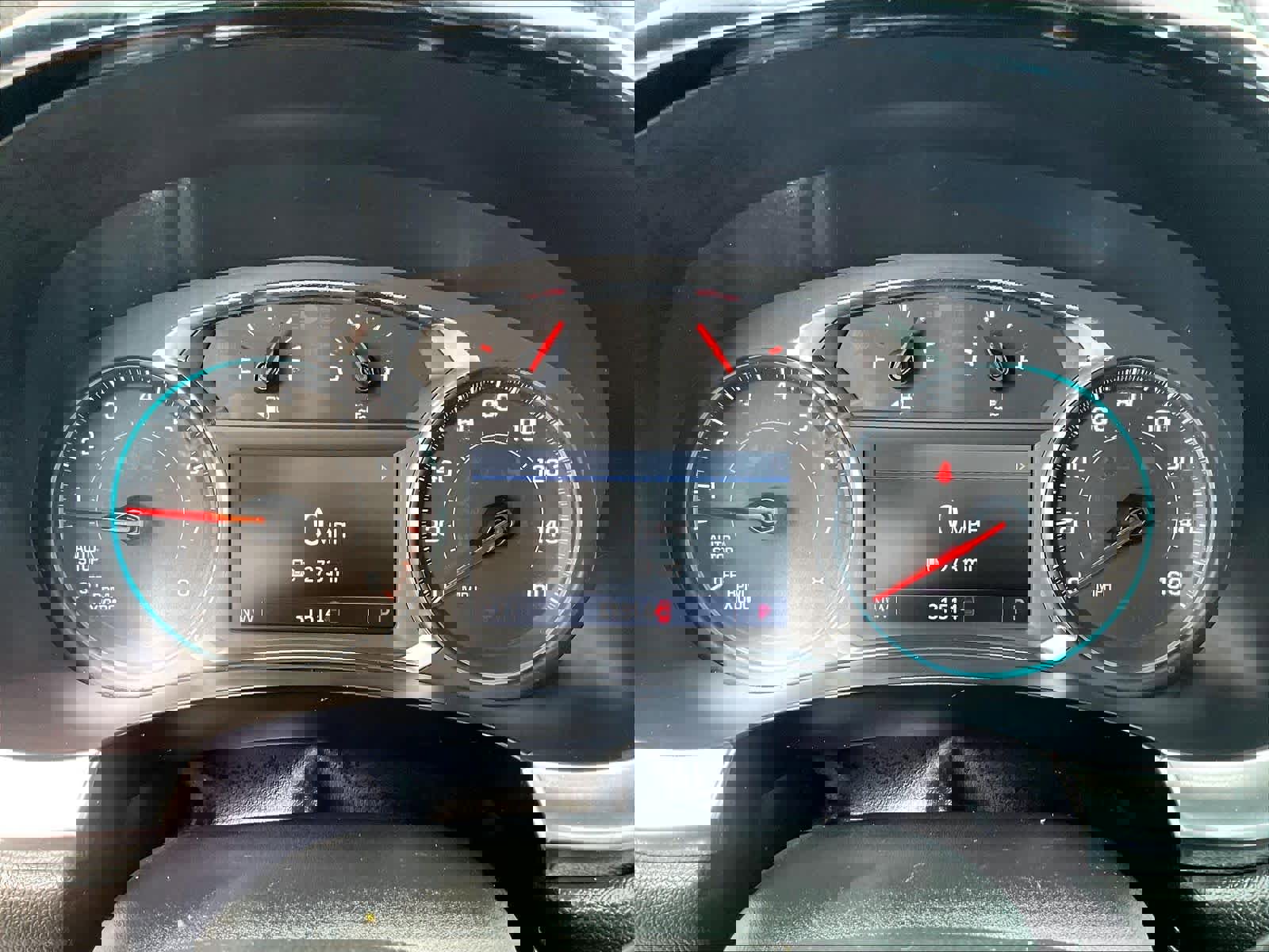 Used 2023 Chevrolet Traverse LT image 26