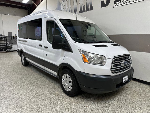 Used 2017 Ford Transit 350 XLT image 32