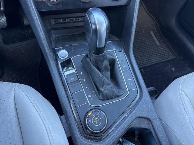 Used 2020 Volkswagen Tiguan SEL image 26