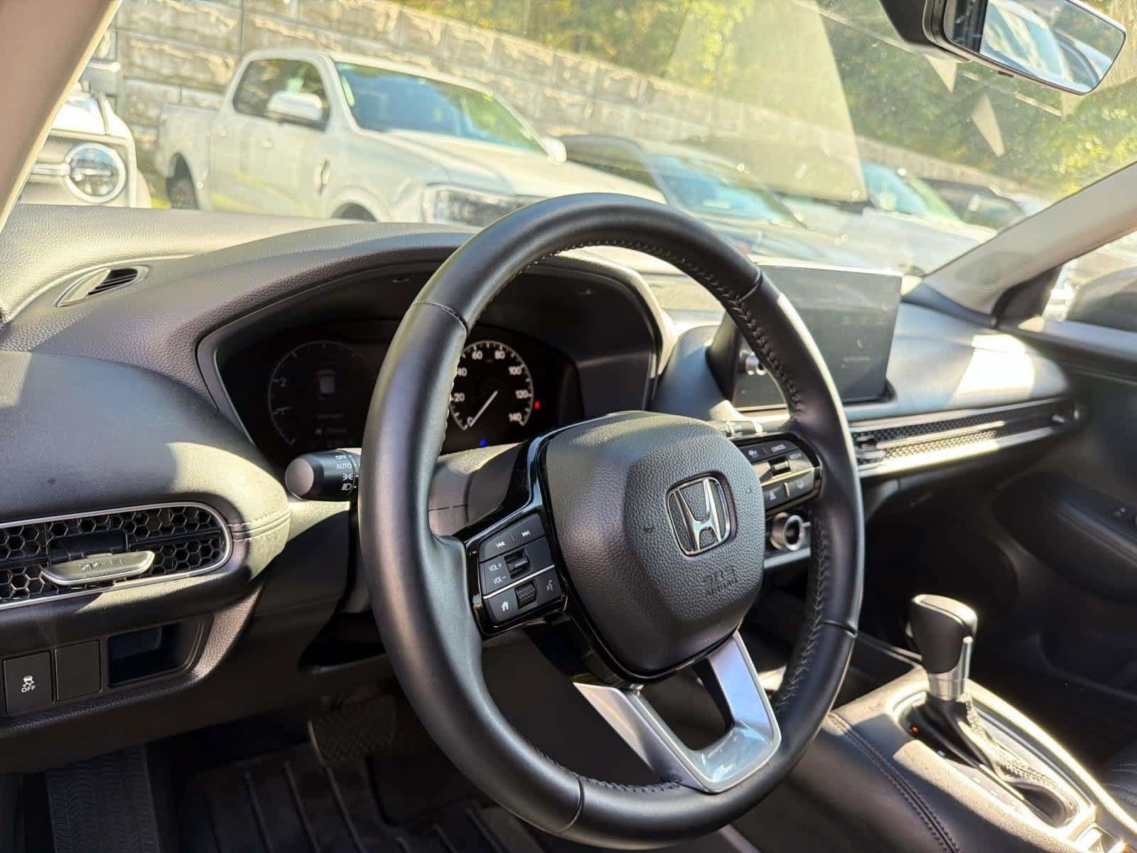 Used 2026 Honda HR-V EX-L image 10
