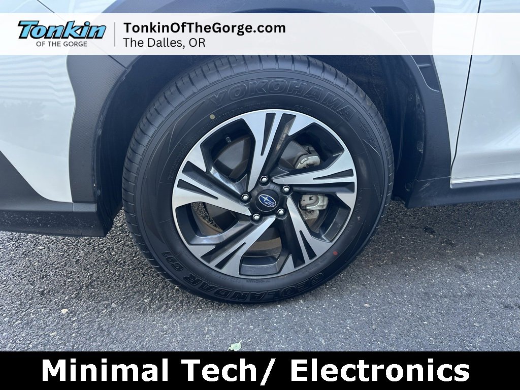 Used 2024 Subaru Crosstrek 2.0i Premium image 9