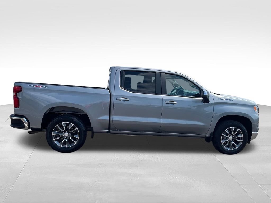 Used 2023 Chevrolet Silverado 1500 LT AWD/4WD image 6