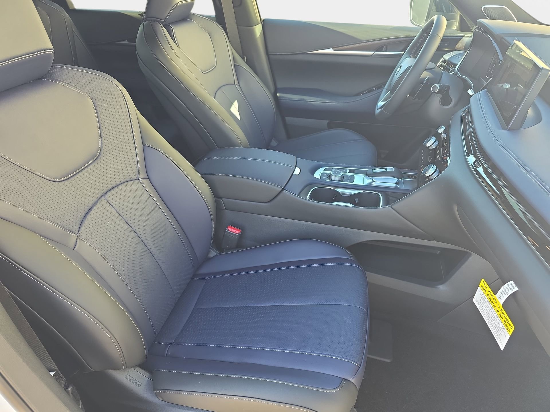 New 2026 INFINITI QX60 Sport w/ Dark Cargo Package image 10