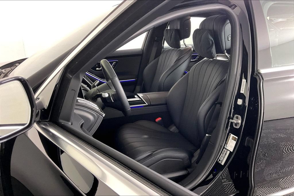Certified 2025 Mercedes-Benz S 500 4MATIC image 17