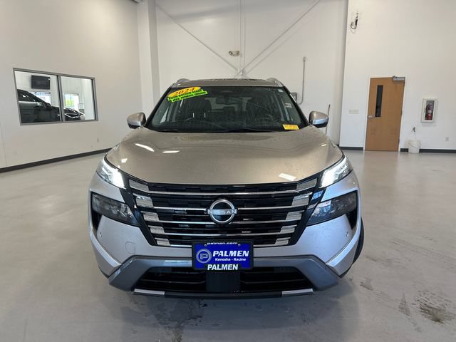Used 2024 Nissan Rogue SL w/ SL Premium Package AWD/4WD image 3