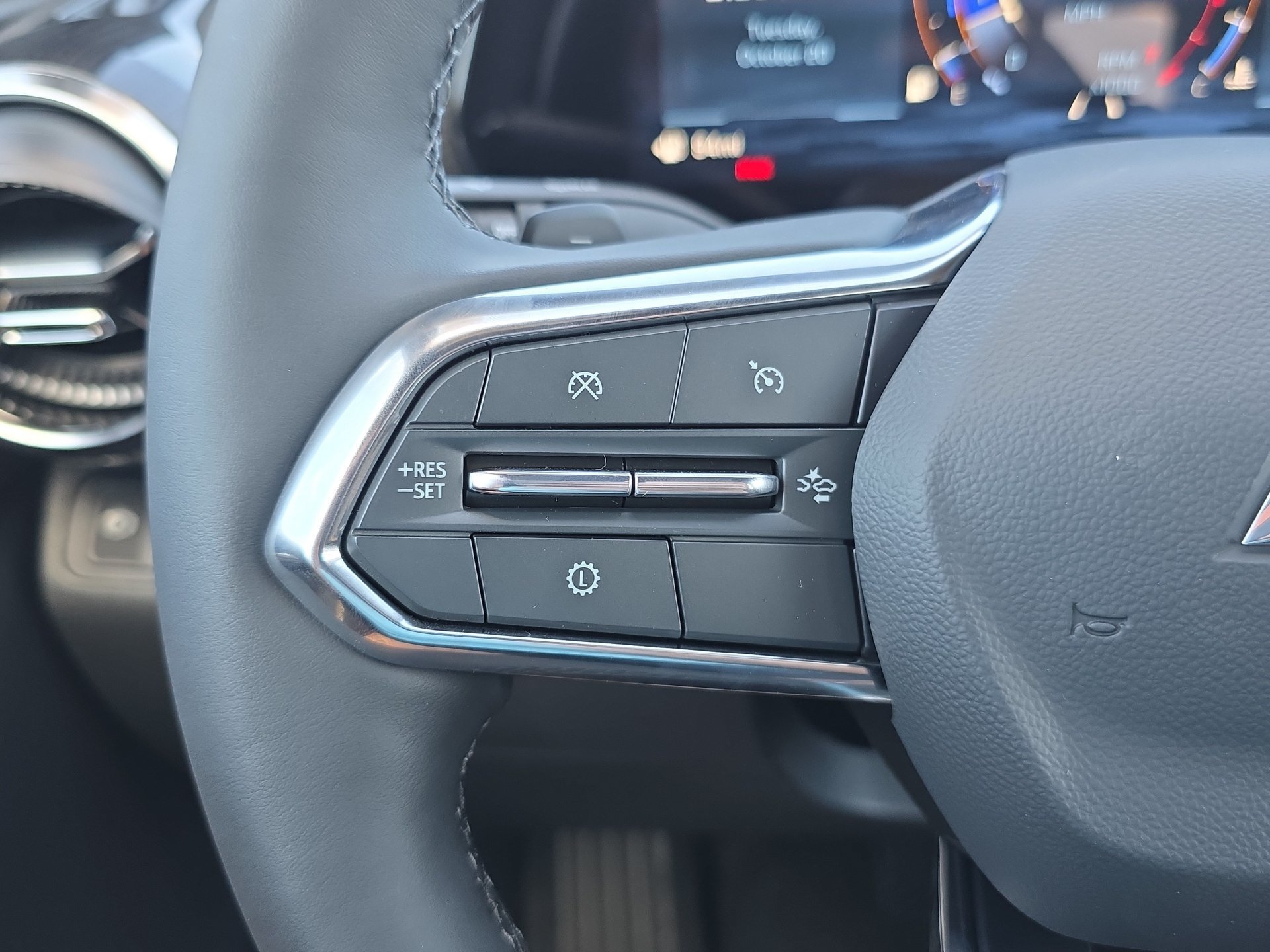 New 2027 Chevrolet Equinox LT w/ Safety and Technology Package FWD image 22