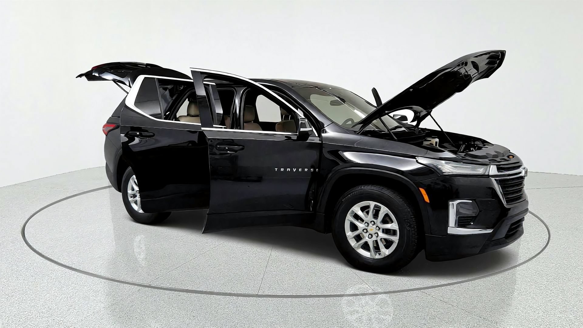 Certified 2024 Chevrolet Traverse LS w/ Safety Package AWD/4WD image 14
