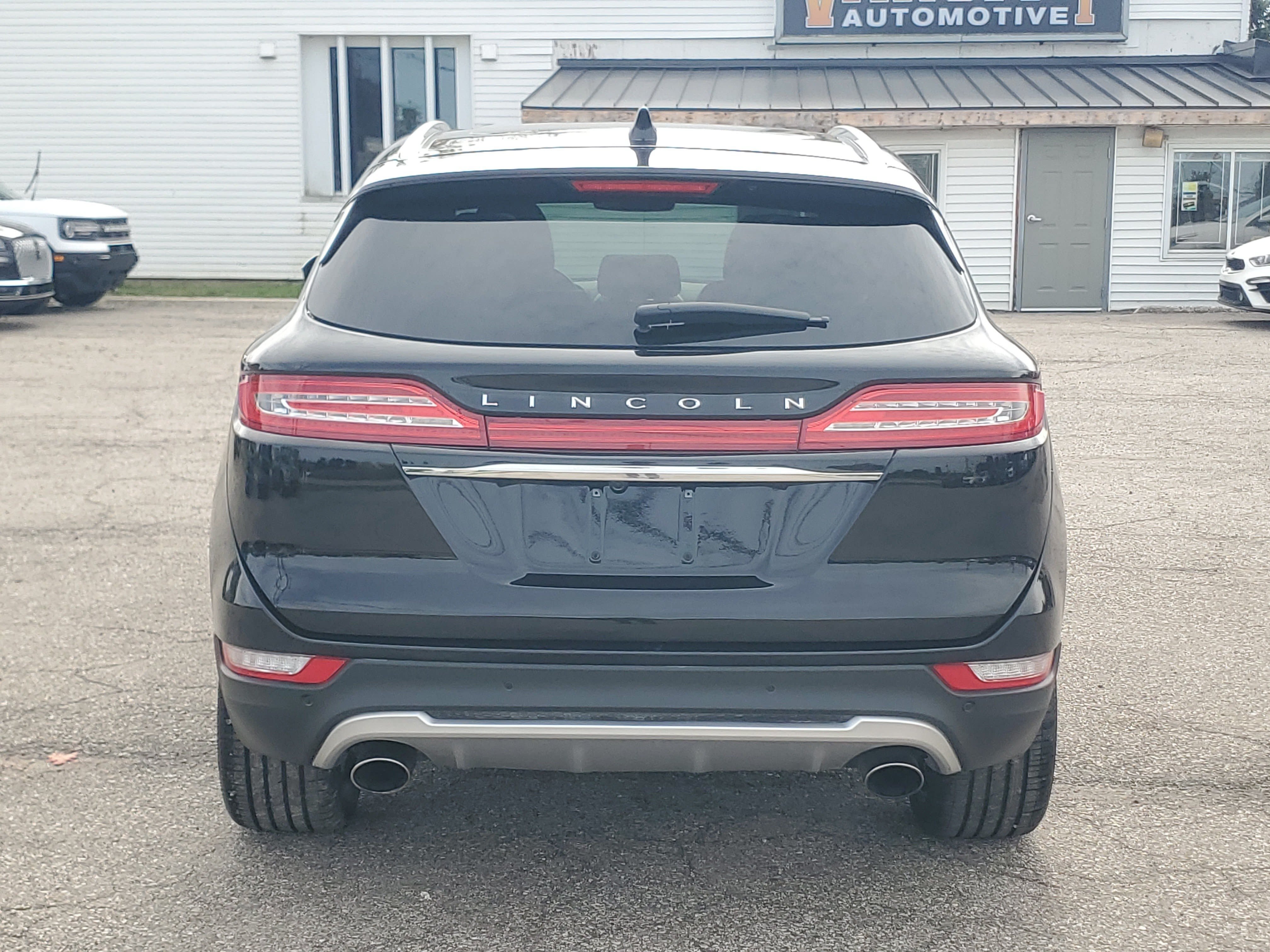 Used 2019 Lincoln MKC Reserve w/ MKC Climate Package AWD/4WD image 5
