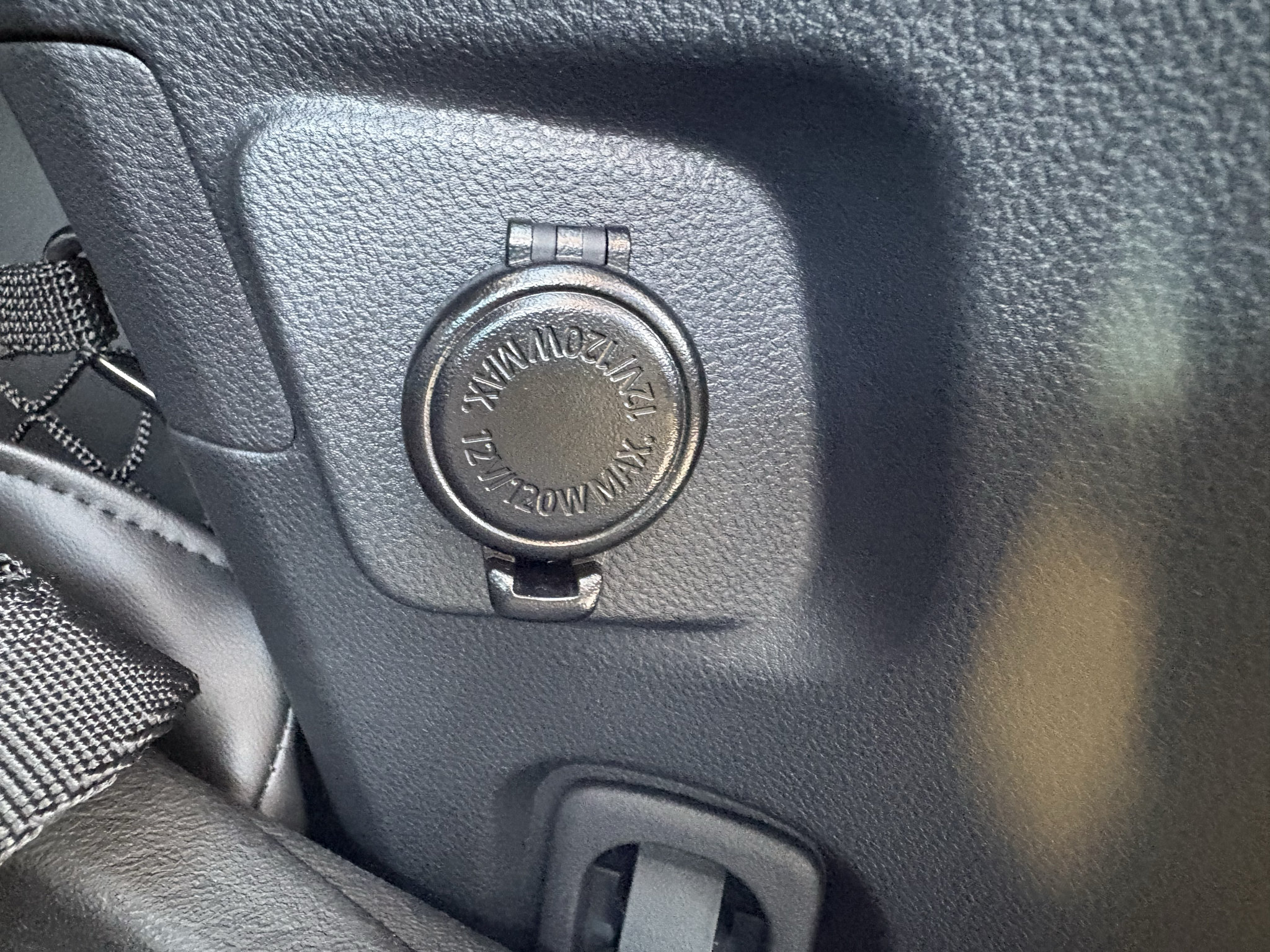 Used 2025 Subaru Outback Wilderness AWD/4WD image 34