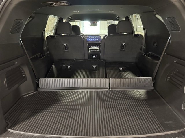 New 2026 Chevrolet Traverse LT w/ Driver Confidence Package image 37