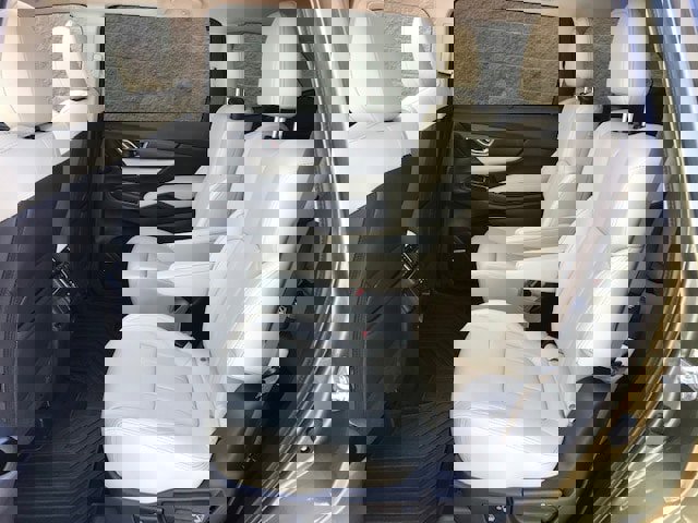 Certified 2025 Subaru Ascent Limited w/ Popular Package #2 image 7