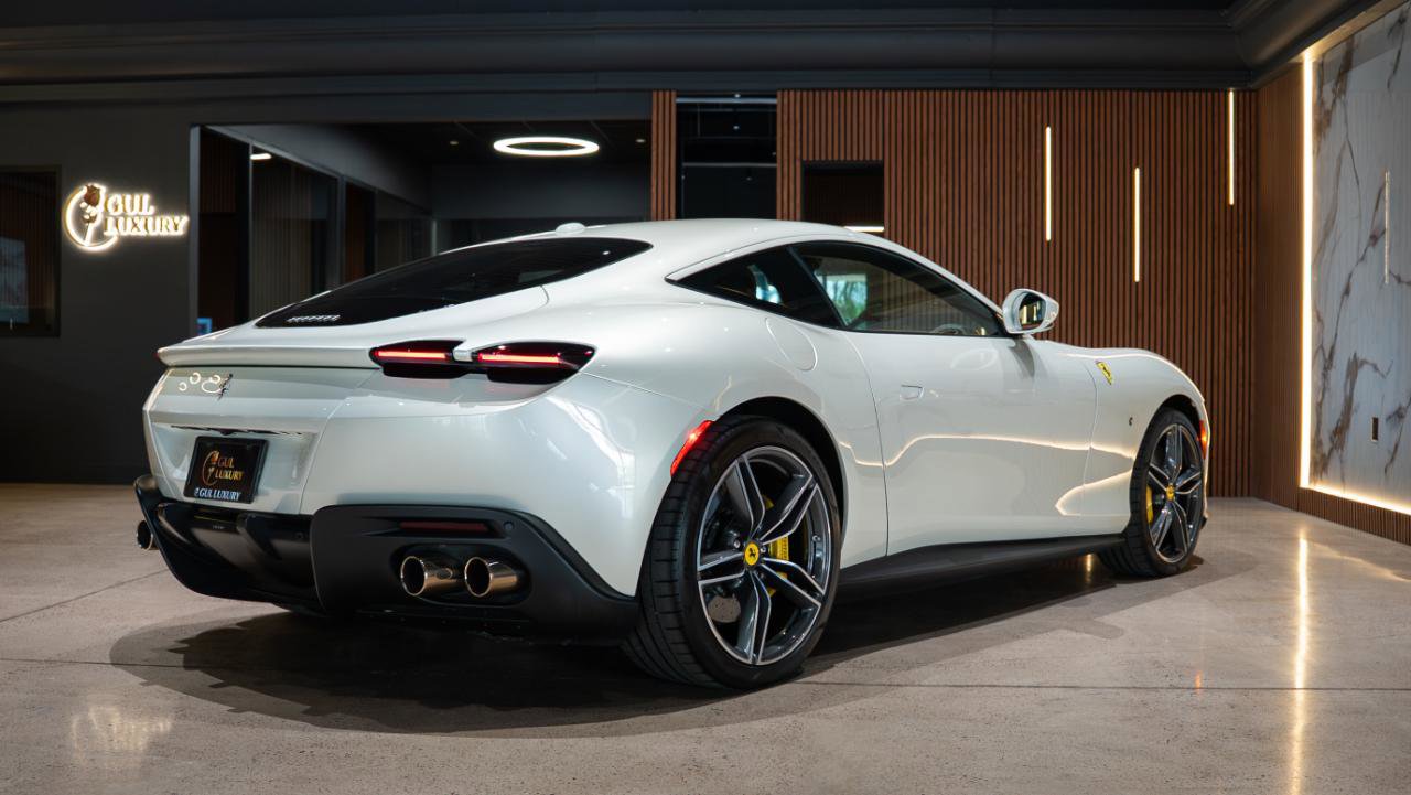 Used 2023 Ferrari Roma RWD image 6
