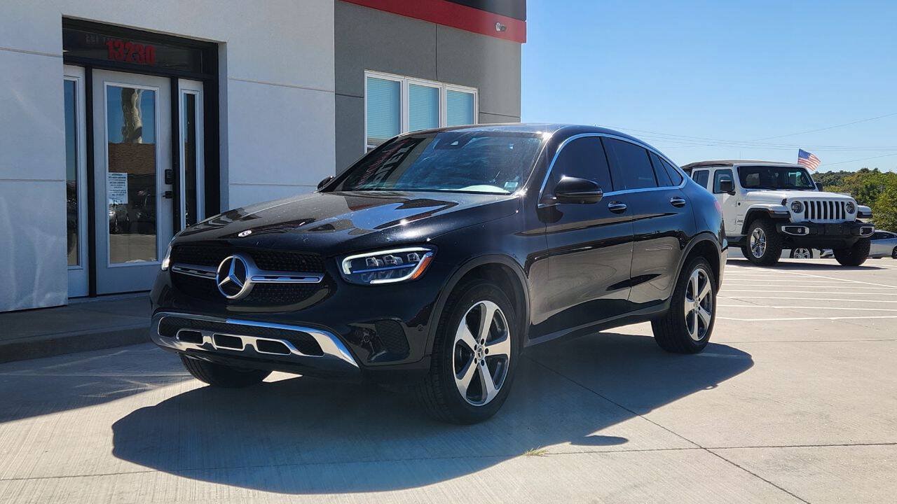Used 2023 Mercedes-Benz GLC 300 4MATIC Coupe image 29